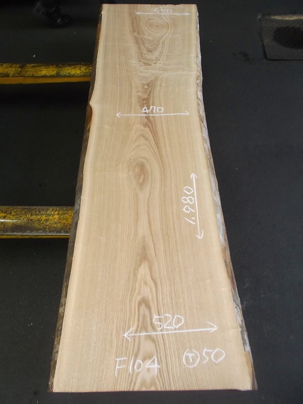 2601F104