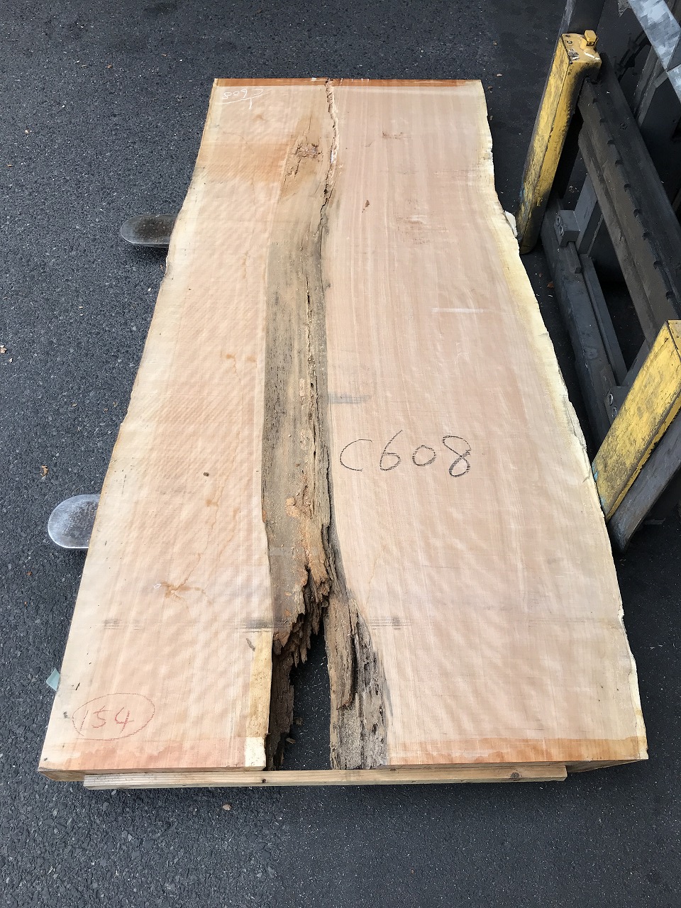3704C608