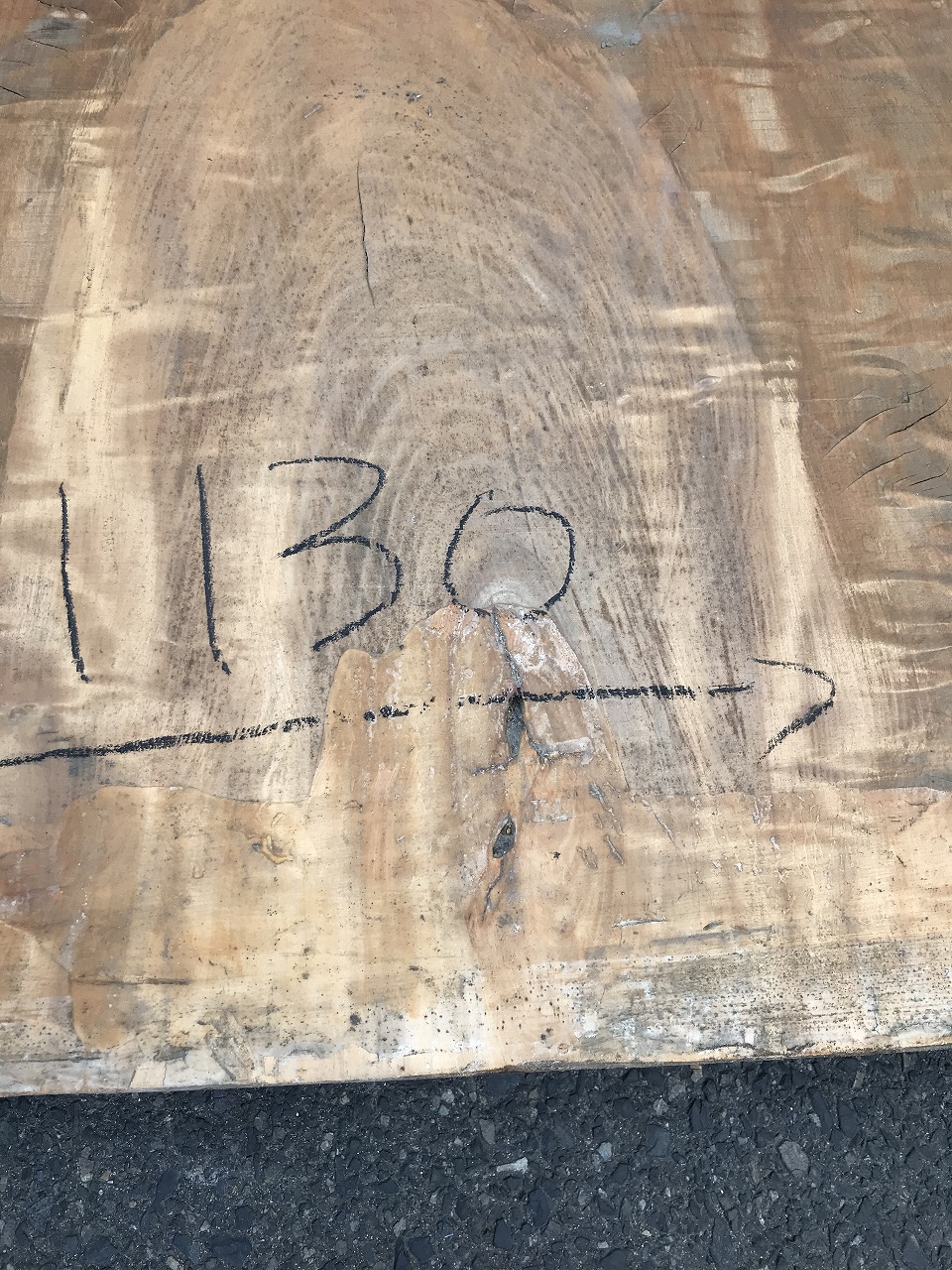 3704D277