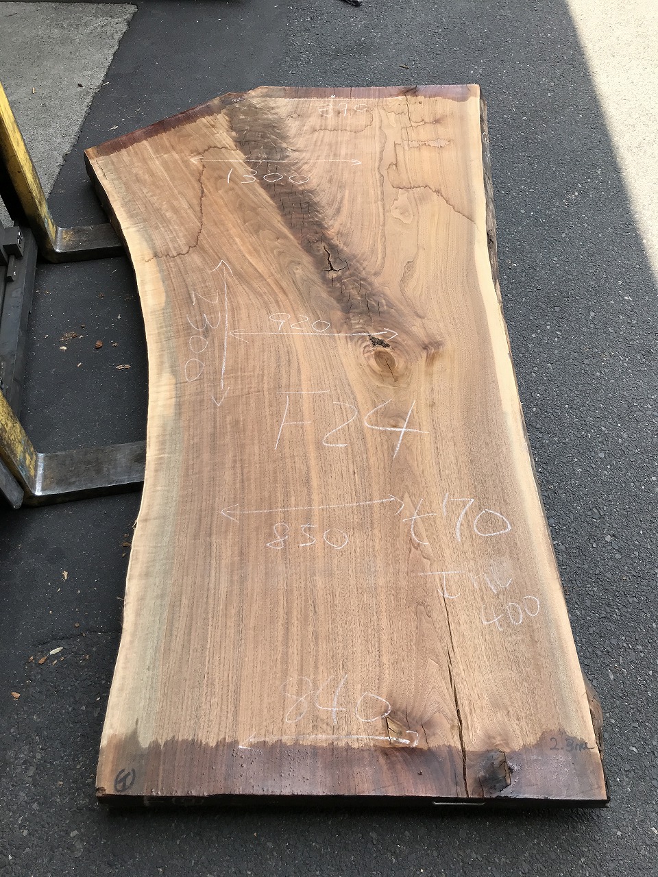 3704F24
