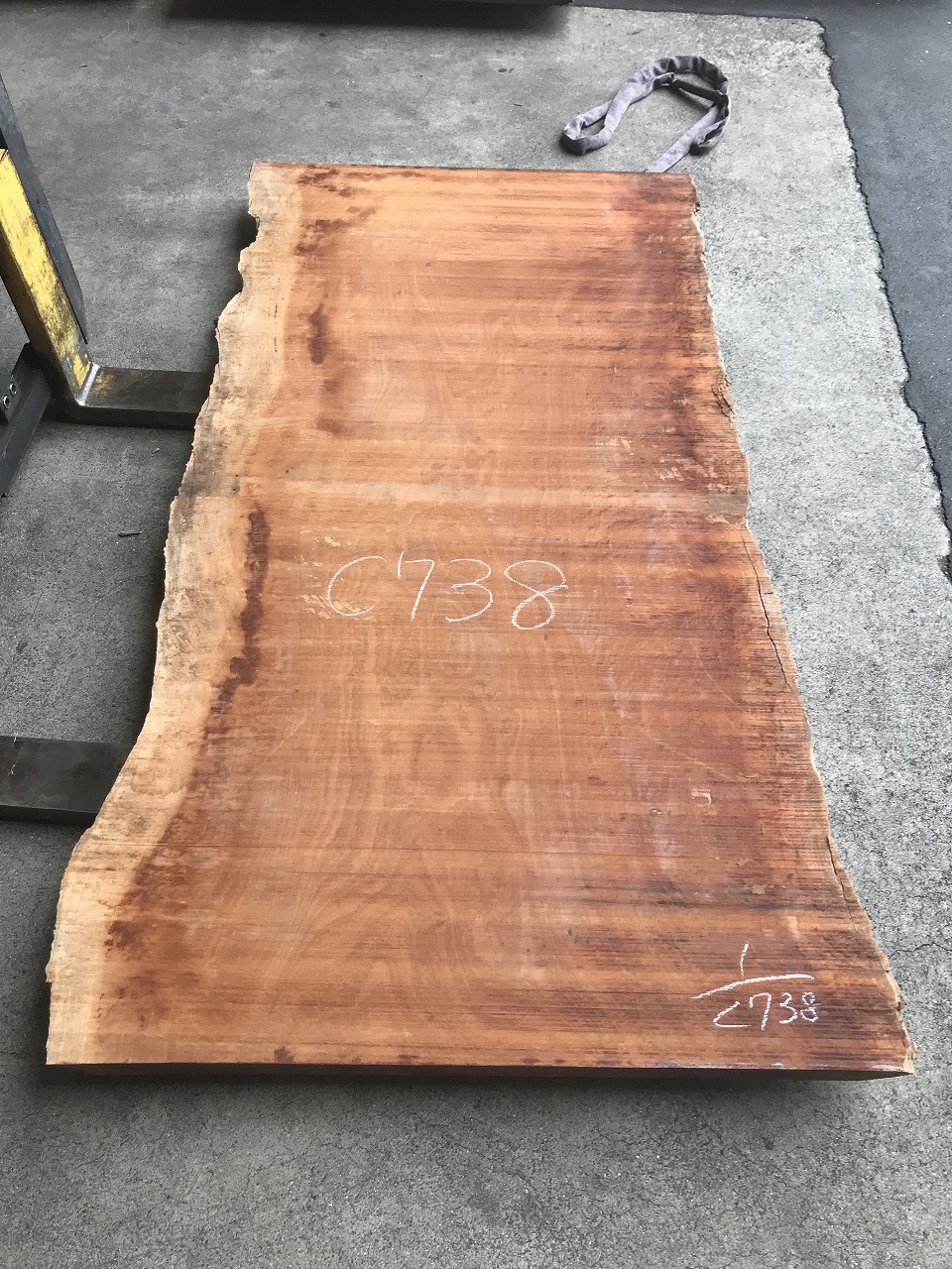 3705C738