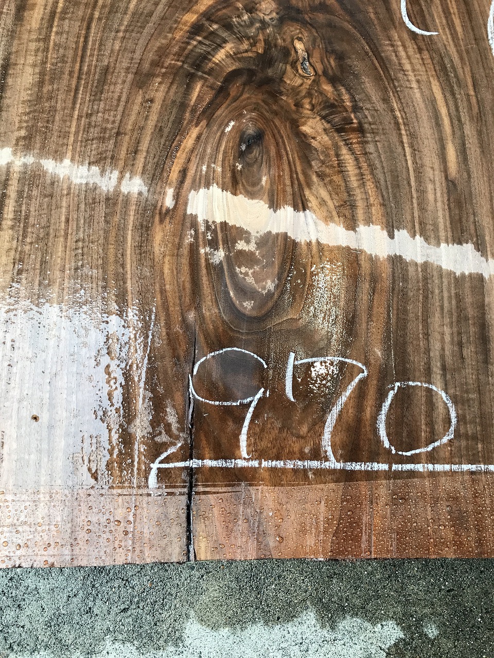 3705F27
