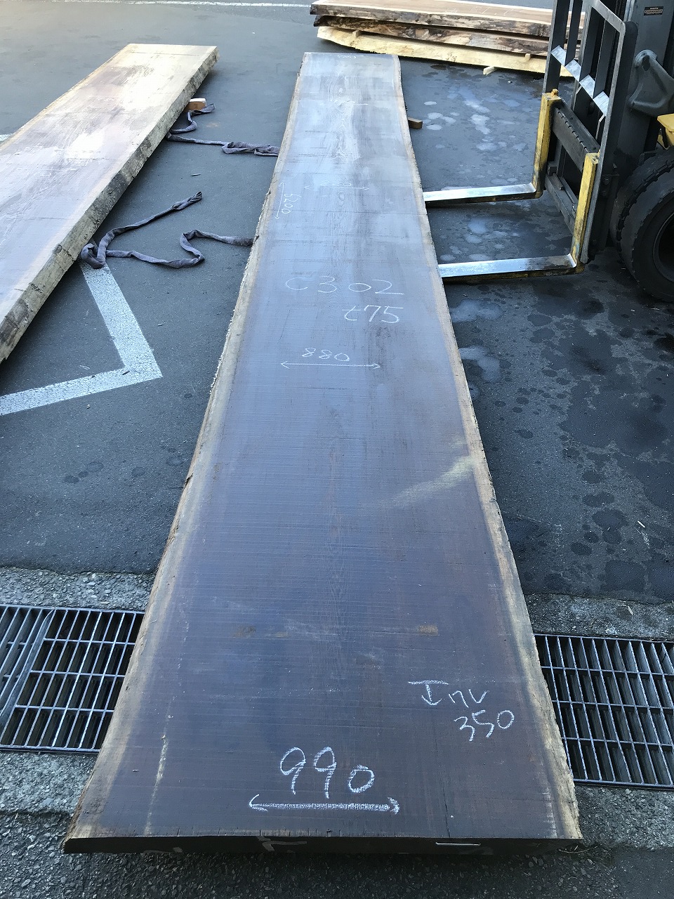3711C302