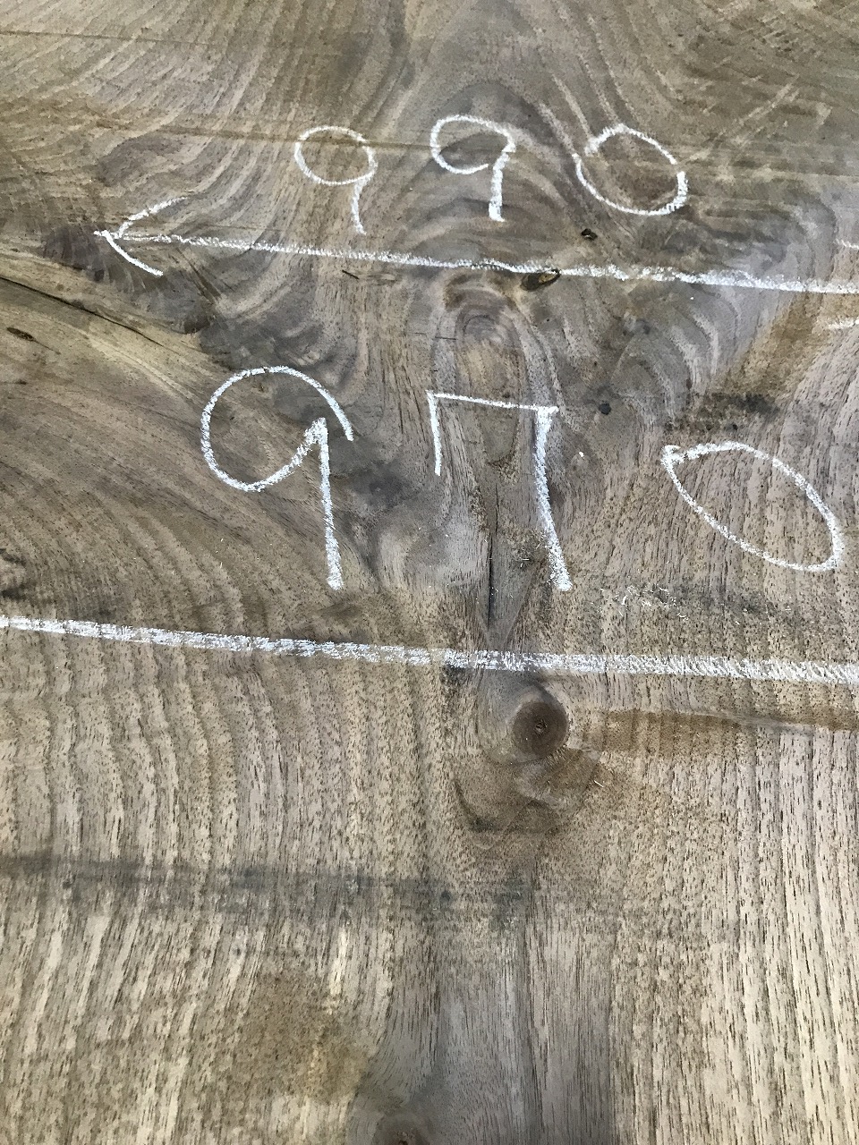 3711C569-2