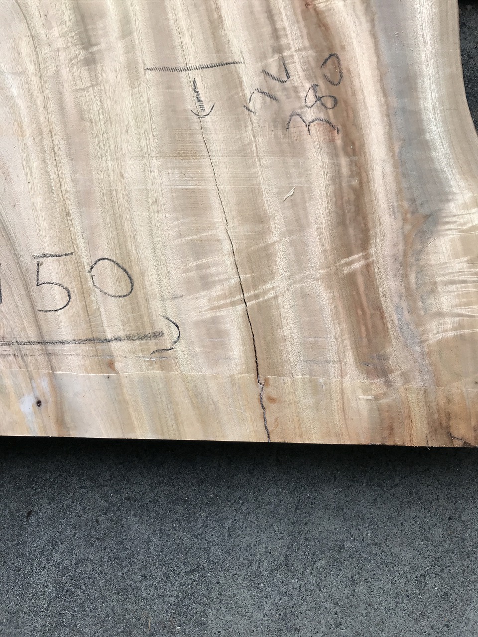 3711F153