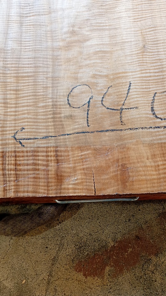 3805C1563