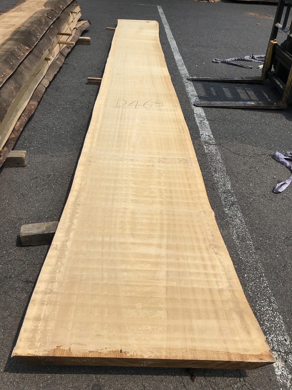 YC3706D463